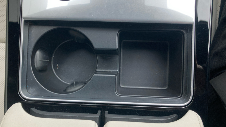 Land Rover Range Rover Velar 2.0 P400e SE 5dr Auto Estate